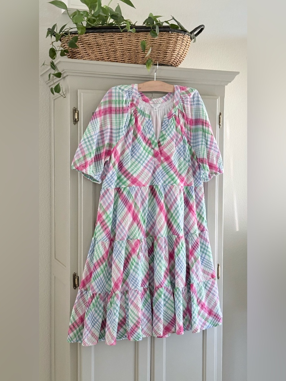 Crown & Ivy Tiered Skirt Seersucker Cotton Split Neck Puff Sleeve Dress | Size L - Picture 4 of 8